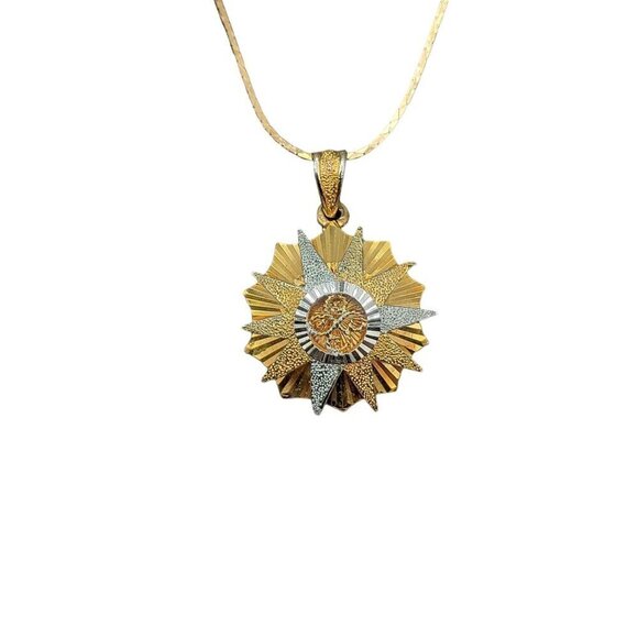 White & Gold Plated Starburst Pendant Necklace 18" Herringbone Chain - Picture 5 of 16